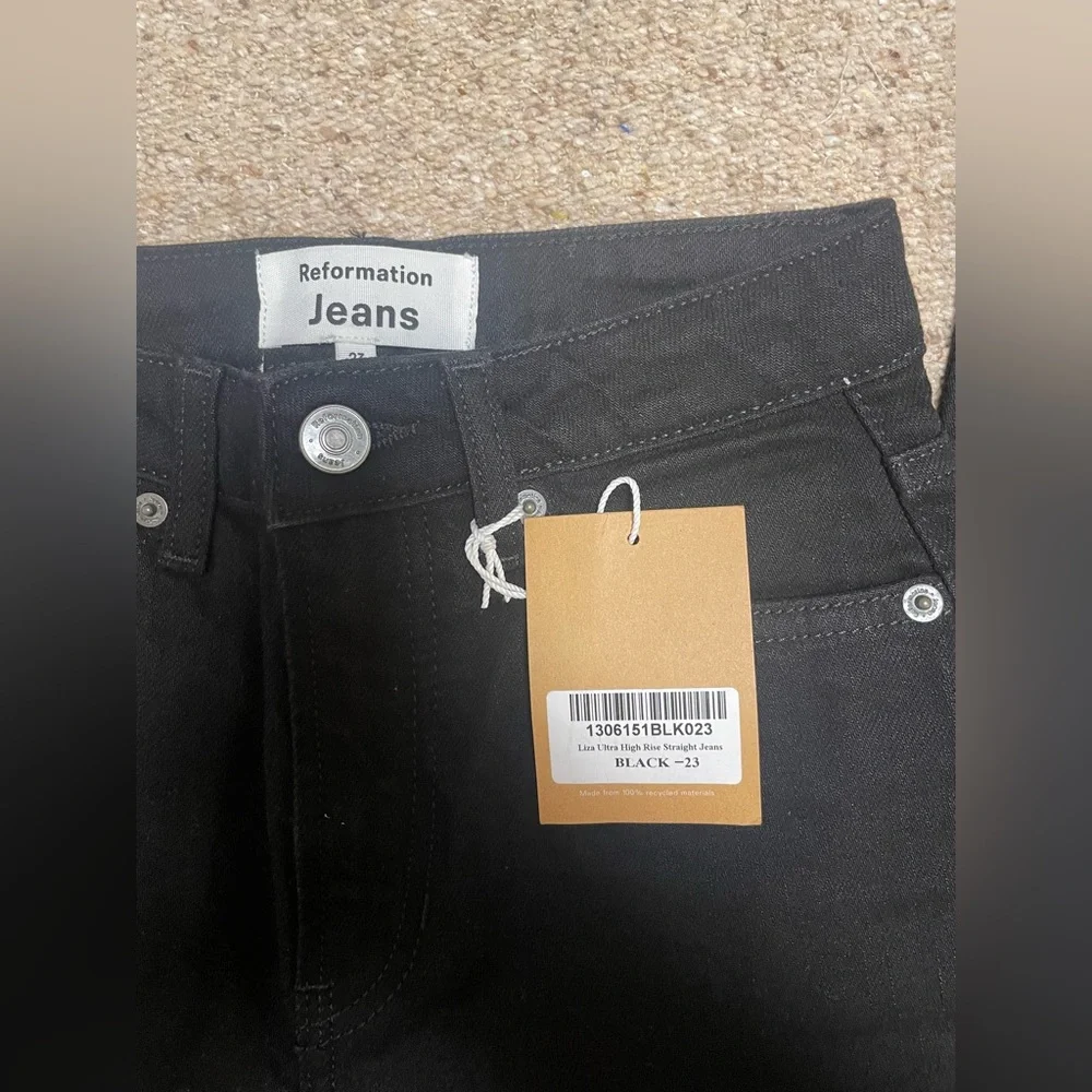 R.2 - Reformation Liza Ultra High Rise Straight Jeans - Picture 4 of 5